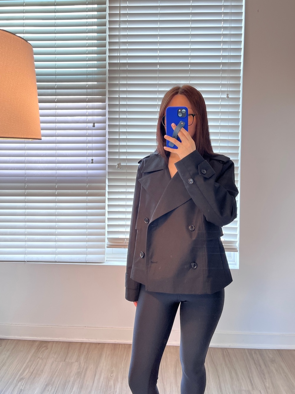 Price Firm - Banana Republic Minimalsit Classic Black Short Trench Jacket